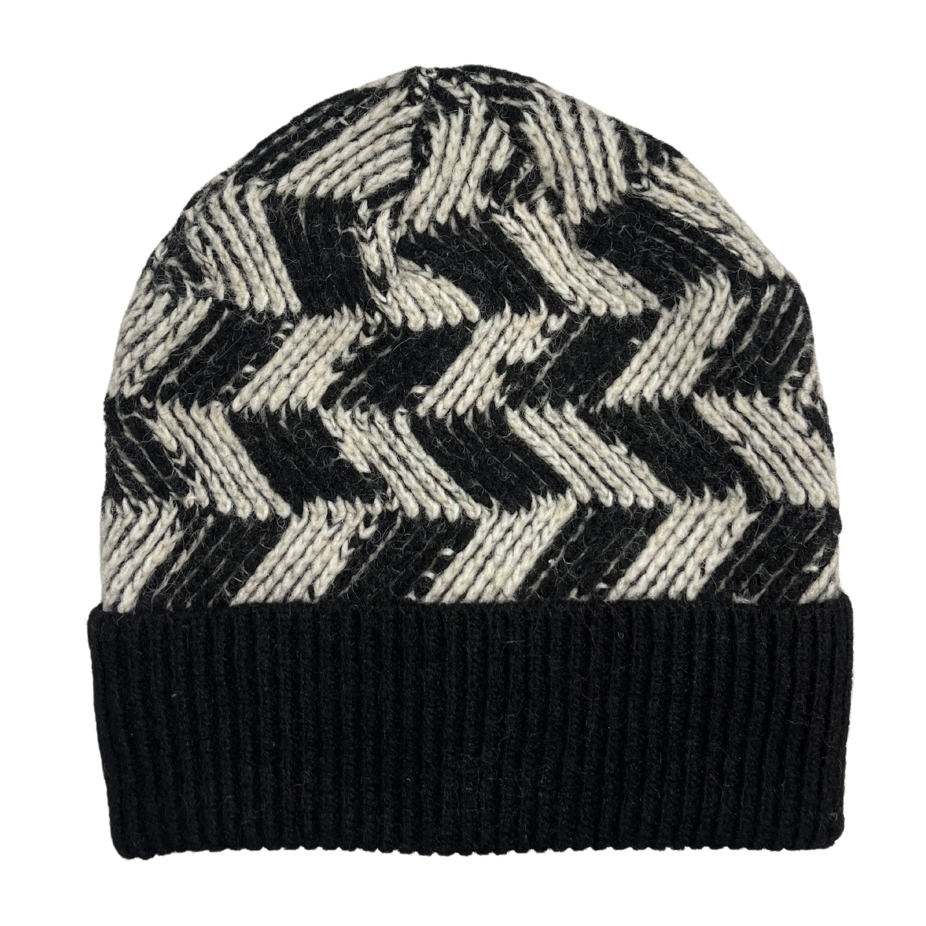 Knit Pattern Beanie - Image 4